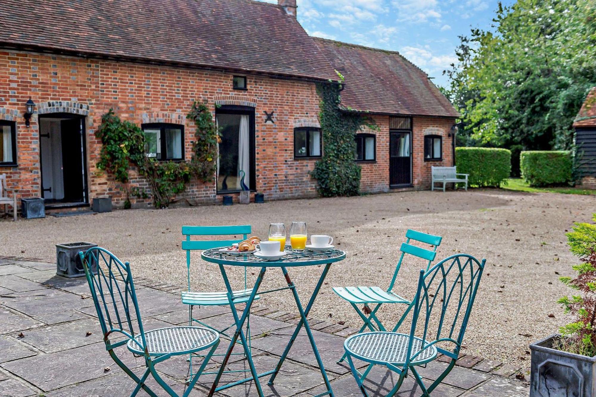 Court Lodge Oast ヒースフィールド エクステリア 写真